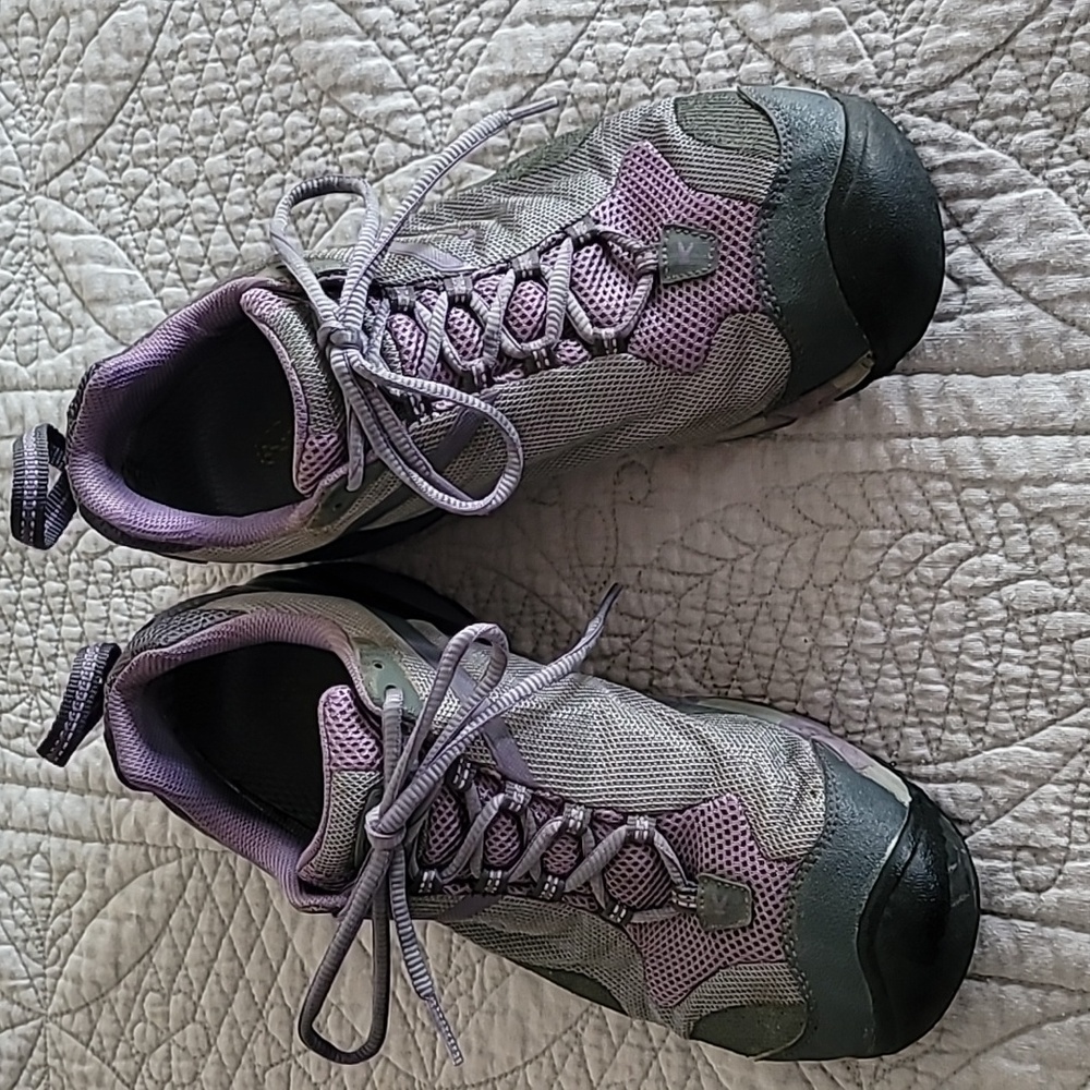 Keen hikers 9.5